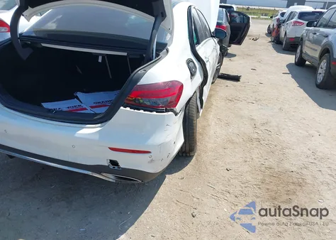 2021 Mercedes-Benz E 350 из США, поврежденный, VIN W1KZF8DB3MA922302